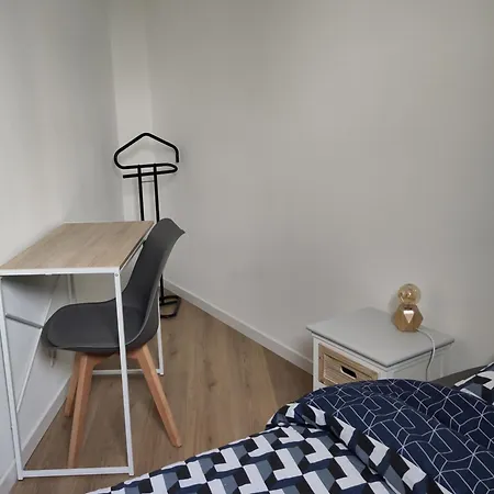 Lumineux Et Spacieux 70m2 Proche De - 3 *