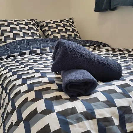 Lumineux Et Spacieux 70m2 Proche De - 3 *